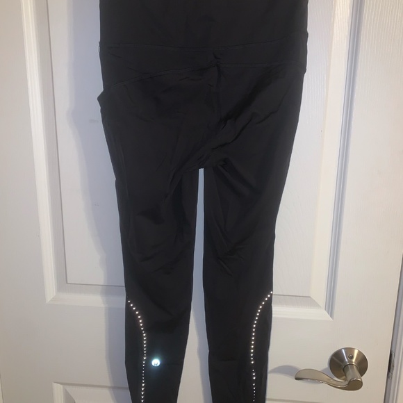Lululemon Athletica Reflective Leggings Size 4 - Picture 2 of 5